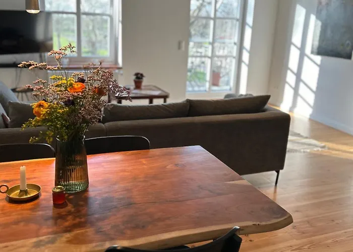 Maedchenzimmer * Dornum